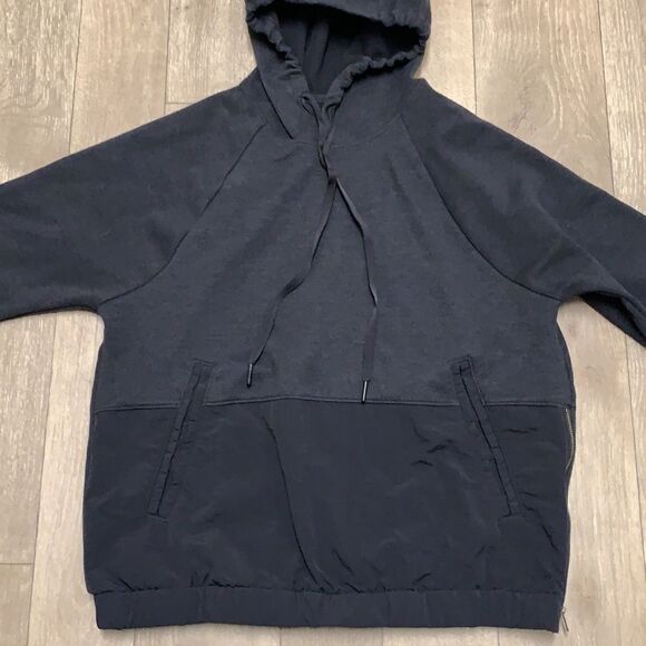 Womens Under Armour Loose Fit Hoodie - Picture 4 of 7